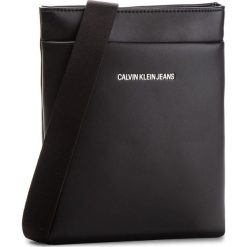 Saszetka CALVIN KLEIN JEANS - Smooth Essential Fla K40K400638 001. Torby na ramię marki Calvin Klein Jeans. W wyprzedaży za 269.00 zł.