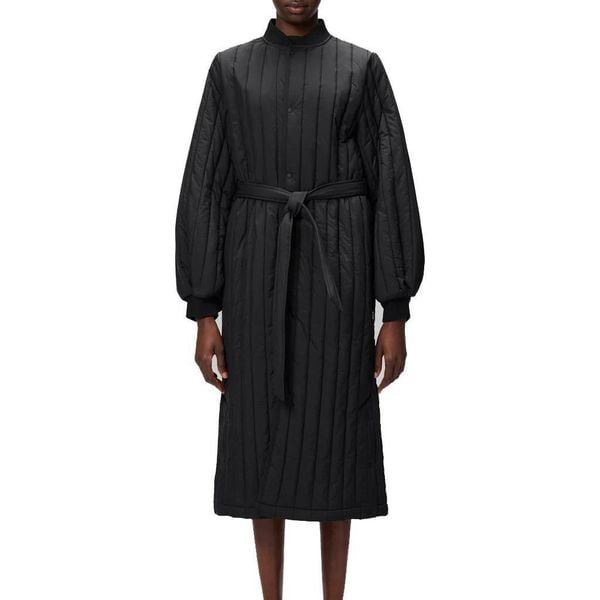 Kurtka RAINS BANJA LINER W COAT T1 Czarny. Czarne kurtki Rains, bez wzorów, z tkaniny, bez kaptura. Za 781.81 zł.