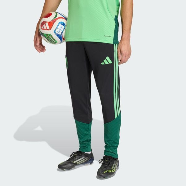 Spodnie treningowe Mexico 26 Tiro. Czarne spodnie treningowe długie Adidas, bez wzorów. Za 279.00 zł.