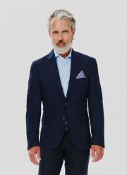 PAKO LORENTE – Klasyczna marynarka męska w kolorze granatowym. Garnitury Pako Lorente, na co dzień, m, bez wzorów, z elastanu. Za 799.99 zł.