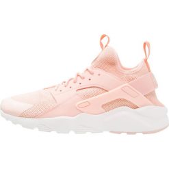 Nike Sportswear AIR HUARACHE RUN ULTRA Sneakersy niskie arctic orange/summit. Buty do biegania marki Nike Sportswear. W wyprzedaży za 384.30 zł.