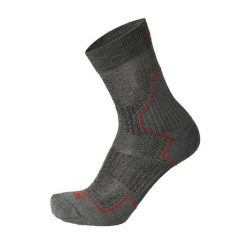 Skarpety trekkingowe Mico Light Weight Extra Dry Hike Crew. Szare skarpety Mico, bez wzorów. Za 56.99 zł.