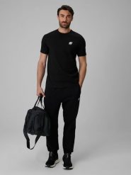 4F Spodnie dresowe joggery męskie - czarne M. Czarne joggery i bojówki 4F, m, bez wzorów, z dresówki. Za 149.99 zł.