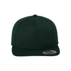 Czapka typu snapback Urban Classics Classic. Zielone czapki z daszkiem Urban Classics, bez wzorów. Za 111.50 zł.