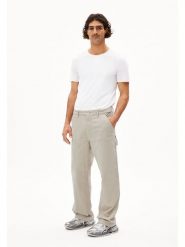 Armedangels Spodnie "Aagapio" w kolorze beżowym rozmiar: W31/L32. Brązowe spodnie materiałowe armedangels, na co dzień, l, z aplikacjami, z bawełny. Za 231.68 zł.