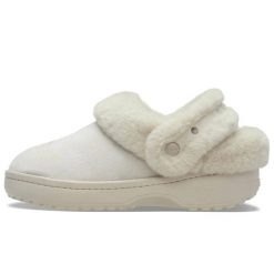 Klapki Crocs Cls Niezapomniany Zamszowy Clog Dorośli. Brązowe klapki Crocs, z materiału. Za 412.99 zł.