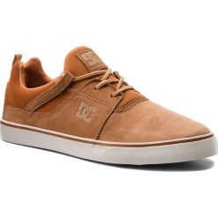 Tenisówki DC - Hearthrow Vulc Lx ADYS300497 Caramel(22C). Trampki marki DC. W wyprzedaży za 289.00 zł.