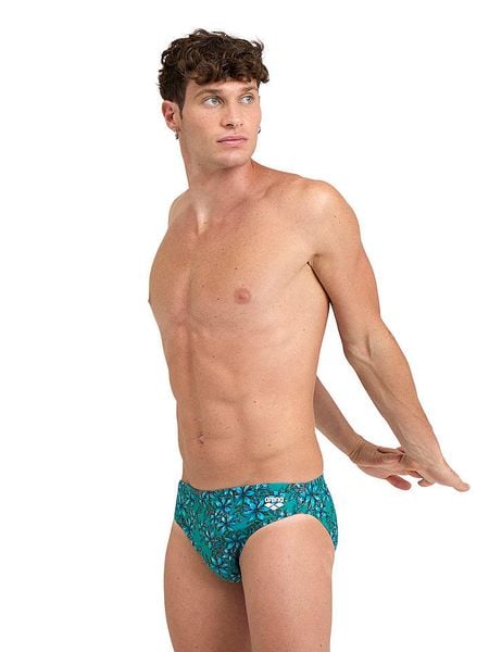 Arena Kąpielówki w kolorze turkusowym rozmiar: 8. Niebieskie kąpielówki Arena, bez wzorów, z materiału. Za 61.17 zł.