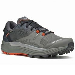 Buty trekkingowe męskie Tecnica Spark Speed S Gtx. Brązowe buty trekkingowe TECNICA, bez wzorów, z materiału, bez zapięcia, trekkingowe. Za 959.00 zł.