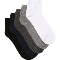 10-Pack Mix Kolorów Skarpety Polycyclic. Skarpety marki Born2be. Za 39.99 zł.