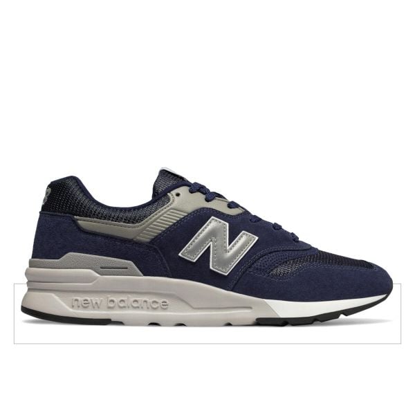 Trenerzy New Balance 997h. Niebieskie buty do biegania New Balance, bez wzorów, z materiału, bez zapięcia, do biegania. Za 545.00 zł.