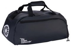 Torba sportowa The Indian Maharadja PMR. Czarne torby na ramię THE INDIAN MAHARADJA, bez wzorów, z nylonu, na ramię, małe, bez dodatków. Za 212.50 zł.