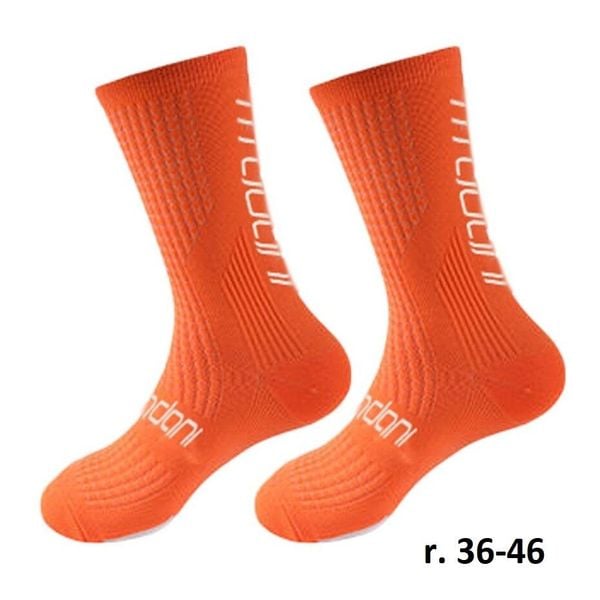 Skarpetki rowerowe unisex madani Flamingo. Brązowe skarpety MADANI, bez wzorów. W wyprzedaży za 7.99 zł.