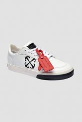 OFF-WHITE Białe sneakersy New Low Vulcanized Leather. Białe buty sportowe casual Off-White, bez wzorów, bez zapięcia. W wyprzedaży za 1,099.99 zł.