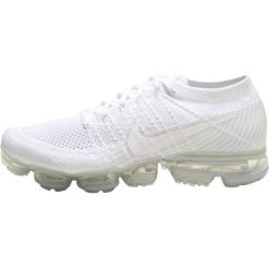 Nike Performance AIR VAPORMAX FLYKNIT Obuwie do biegania treningowe white. Buty do biegania marki Nike Performance. Za 879.00 zł.