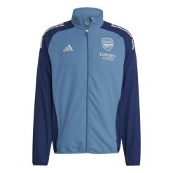 Kurtka dresowa Prematch Arsenal 2025/26. Niebieskie kurtki Adidas, bez wzorów, z dresówki, bez kaptura. W wyprzedaży za 307.50 zł.