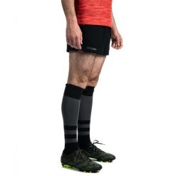 Spodenki do rugby R500 męskie. Czarne szorty KIPSTA, l, bez wzorów, z elastanu, sportowe. Za 69.99 zł.