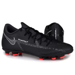Buty męskie korki do piłki nożnej Nike PHANTOM GT2 CLUB FG/MG. Czarne buty do biegania Nike, bez wzorów, bez zapięcia, do piłki nożnej. Za 238.70 zł.