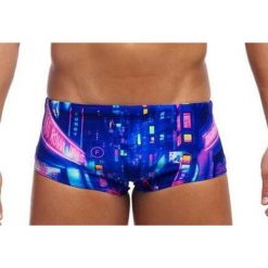 Trunki męskie Funky Trunks Cyber City - sidewinder. Niebieskie odzież kąpielowa Funky Trunks, m, bez wzorów, sportowe. Za 139.00 zł.