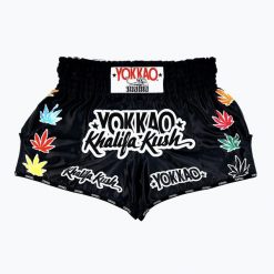 Spodenki treningowe męskie YOKKAO Khalifa Kush Muay Thai. Czarne krótkie spodenki sportowe YOKKAO, m, bez wzorów, z materiału. Za 289.99 zł.