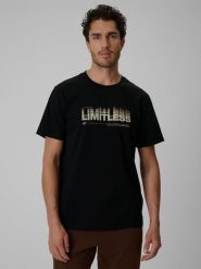 4F T-shirt regular z nadrukiem męski - czarny M. Czarne t-shirty 4F, m, bez wzorów, z materiału, bez kołnierzyka, bez ramiączek. Za 69.99 zł.