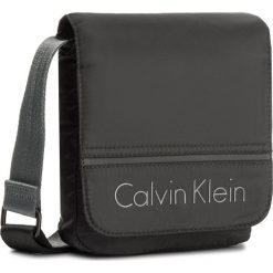 Saszetka CALVIN KLEIN - Matthew 2.0 Reporter K50K503701 001. Saszetki i nerki marki CALVIN KLEIN. W wyprzedaży za 239.00 zł.