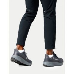 Buty do biegania Columbia. Szare buty do biegania Columbia, bez wzorów, bez zapięcia, do biegania. Za 569.99 zł.