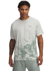 Under Armour Koszulka sportowa w kolorze biało-oliwkowym rozmiar: M. Białe t-shirty sportowe Under Armour, bez wzorów, bez ramiączek, outdoorowe. Za 92.86 zł.