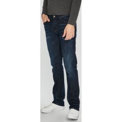 Tommy Jeans - Jeansy Scanton. Jeansy marki Tommy Jeans. W wyprzedaży za 299.90 zł.