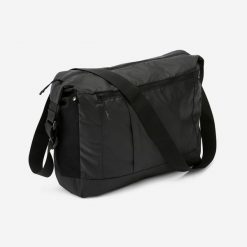 Second Life - Torba turystyczna Forclaz Travel Compact 15 l. Czarne torby na ramię Decathlon, bez wzorów, z materiału, na ramię, duże, bez dodatków. Za 19.49 zł.