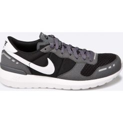 Nike Sportswear - Buty Nike Air VRTX 17. Buty sportowe casual marki Nike. W wyprzedaży za 219.90 zł.