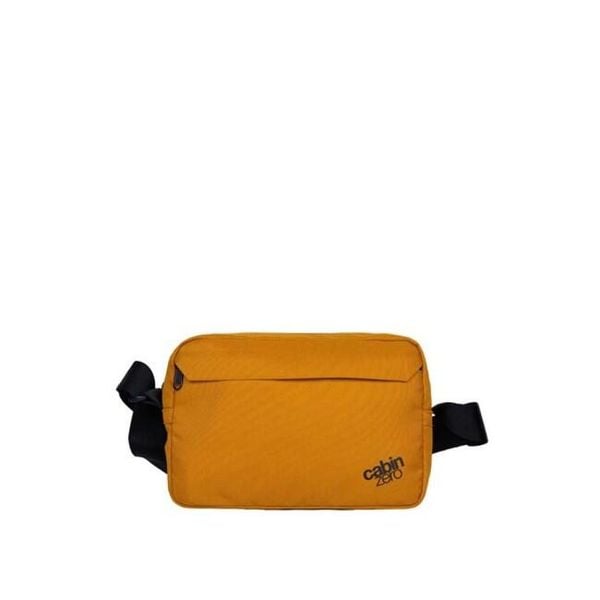 Torba boczna CABINZERO FLIPSIDE SHOULDER BAG 3L - pomarańczowa. Brązowe torby na ramię CABINZERO, bez wzorów, z gumy, na ramię, bez dodatków. Za 199.00 zł.