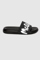 ALEXANDER MCQUEEN Czarne klapki męskie z białym logo. Czarne klapki ALEXANDER MCQUEEN. W wyprzedaży za 899.99 zł.
