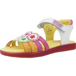 Sandały AGATHA RUIZ DE LA PRADA 242962A Biały. Białe sandały AGATHA RUIZ DE LA PRADA, ze skóry, bez zapięcia. Za 250.80 zł.