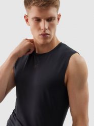 4F Tank top treningowy regular z materiału z recyklingu męski - głęboka czerń XXL. Czarne t-shirty 4F, m, bez wzorów, z dzianiny, bez kołnierzyka, bez ramiączek. Za 39.99 zł.