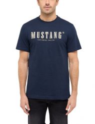 Męski T-Shirt Mustang Style Austin Dark Sapphire 1016281 4136. Niebieskie t-shirty Mustang, m, bez wzorów, bez kołnierzyka, bez ramiączek. Za 69.99 zł.