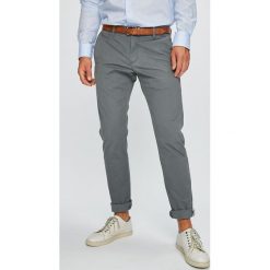 S. Oliver - Spodnie. Spodnie materiałowe marki S.Oliver. W wyprzedaży za 159.90 zł.
