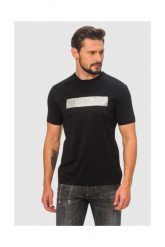 EMPORIO ARMANI Czarny t-shirt męski ze srebrnym logo. Czarne t-shirty Emporio Armani, m, z aplikacjami, prążkowane, bez kołnierzyka, bez ramiączek. W wyprzedaży za 399.99 zł.