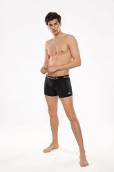 Bokserki sportowe męskie Rough Radical Comfort. Czarne bokserki ROUGH RADICAL, l, bez wzorów, z elastanu. Za 39.00 zł.