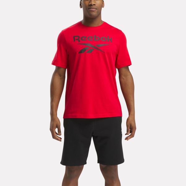 Koszulka fitness męska Reebok krótki rękaw. Czerwone bluzki z długim rękawem Reebok, m, bez wzorów, z bawełny, bez kołnierzyka, bez ramiączek. W wyprzedaży za 59.99 zł.