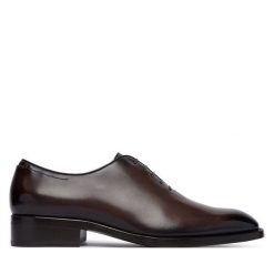 Półbuty BOSS. Brązowe eleganckie półbuty Boss, bez wzorów, bez obcasa, bez zapięcia. Za 3,099.00 zł.