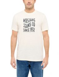 Męski T-Shirt Mustang Style Austin Whisper White 1016272 2013. Białe t-shirty Mustang, m, bez wzorów, bez kołnierzyka, bez ramiączek. Za 69.99 zł.