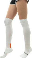 Podkolanówki Playerlayer Adult białe 35-38. Białe skarpetki sportowe Givova, bez wzorów, z bawełny. Za 100.99 zł.