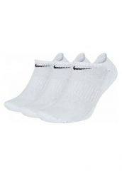 Skarpety Stopki do biegania unisex Everyday Cushion No Show 3 pary. Białe skarpety Nike, bez wzorów, z bawełny. Za 190.00 zł.