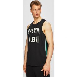 Calvin Klein Performance - T-shirt. Czarne bezrękawniki Calvin Klein Performance, l, bez wzorów, z bawełny, bez kołnierzyka, bez ramiączek. Za 259.90 zł.