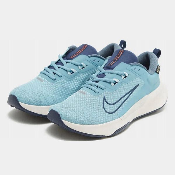 Buty do biegania Nike Juniper Trail 2 Gtx V2. Niebieskie buty do biegania Nike, bez wzorów, bez zapięcia, do biegania. Za 410.10 zł.