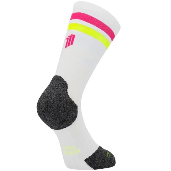 Skarpetki biegowe Sporcks Ultralight. Białe skarpety SPORCKS, bez wzorów, z nylonu. Za 156.00 zł.