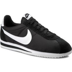 Buty NIKE - Classic Cortez Nylon 807472 011 Black/White. Buty sportowe casual marki Nike, z gumy, na sznurówki. W wyprzedaży za 269.00 zł.