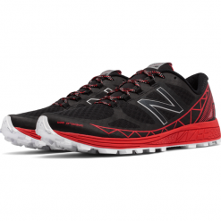 New Balance MTSUMBR. Buty do biegania marki New Balance. W wyprzedaży za 249.99 zł.