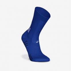 Skarpety piłkarskie podwyższone Kipsta Viralto II MiD antypoślizgowe. Niebieskie skarpety KIPSTA, bez wzorów, z dzianiny. Za 39.99 zł.